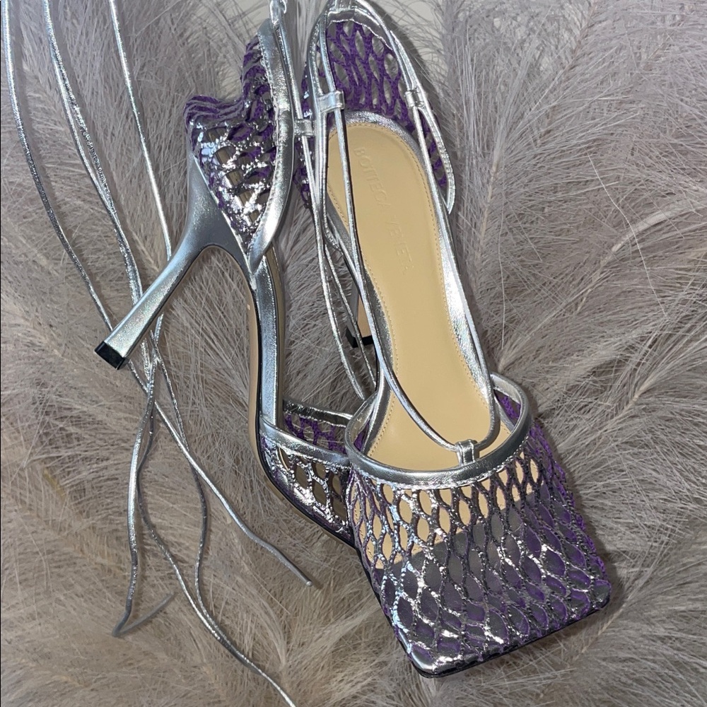 Authentic Bottega Veneta Heels!! - Picture 3 of 16